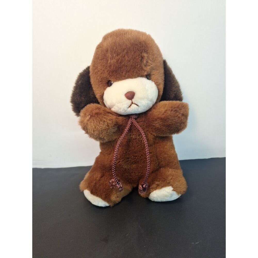Vintage Gund Dark Brown Smooch Puppy Plushie, 1982.